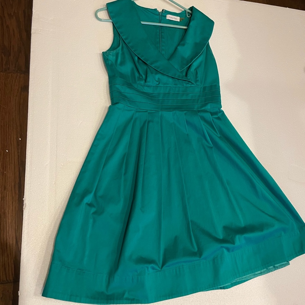 Women’s Calvin Klein dress, size 6, teal color
